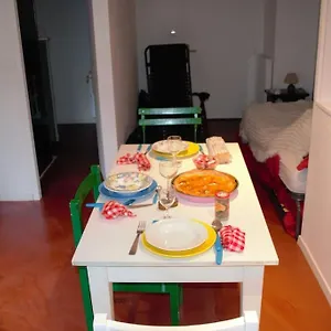 https://studio-tout-confort-dans-maison-de-caractre.fr-provencehotel.com