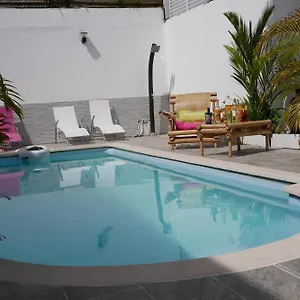 https://le-colibri-97215.comcaribbean.com